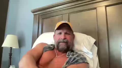 Snapshot of joestros chatting on October 2025 08:08:01 PM joestros online show from October 2025 08:08:01 PM