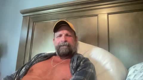 Snapshot of joestros chatting on October 2025 08:18:01 PM joestros online show from October 2025 08:18:01 PM