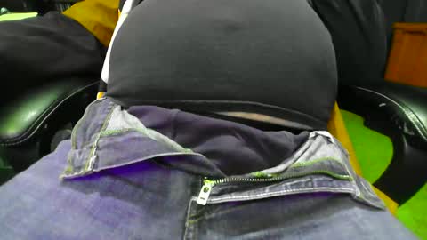 joeyballs123 online show from December 2025 09:10:02 PM