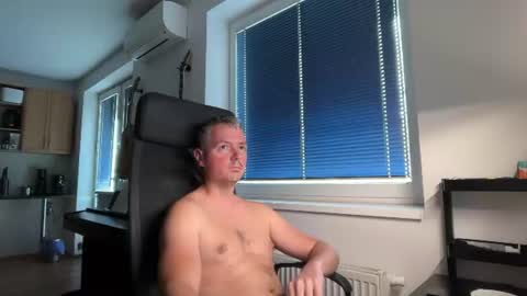 Snapshot of jogger1991 chatting on June 2026 04:53:02 PM Jogger1991 online show from June 2026 04:53:02 PM