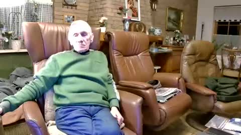 johan7 heet online show from December 2025 04:13:02 PM