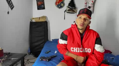 Snapshot of johan_and_antonella chatting on February 2026 03:03:01 AM johan_and_antonella online show from February 2026 03:03:01 AM