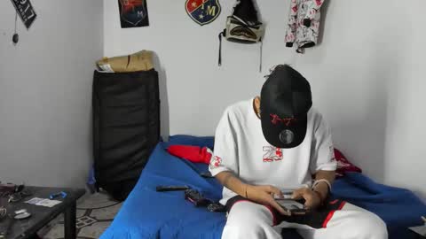 Snapshot of johan_and_antonella chatting on February 2026 05:47:02 AM johan_and_antonella online show from February 2026 05:47:02 AM