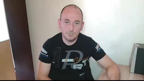 Snapshot of johanbarker chatting on January 2026 12:09:02 PM Johan online show from January 2026 12:09:02 PM