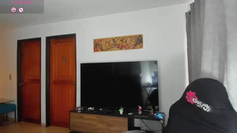 King -    online show from December 2024 08:21:02 PM