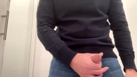 Snapshot of john06070 chatting on February 2025 08:31:01 AM Uk daddy online show from February 2025 08:31:01 AM