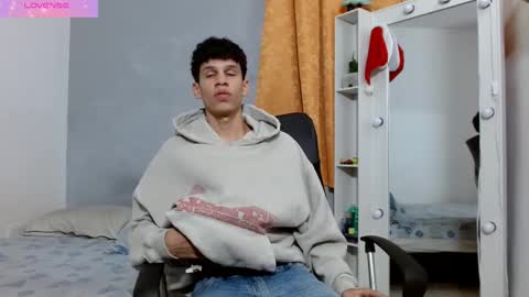 john_ssnow29 online show from February 2025 09:20:02 PM