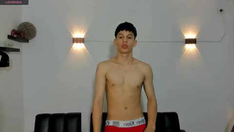 john_ssnow29 online show from April 2026 09:15:01 AM