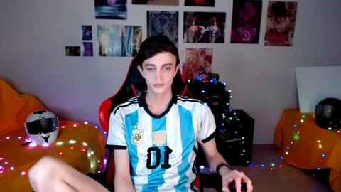 john_winx online show from May 2026 07:30:02 PM