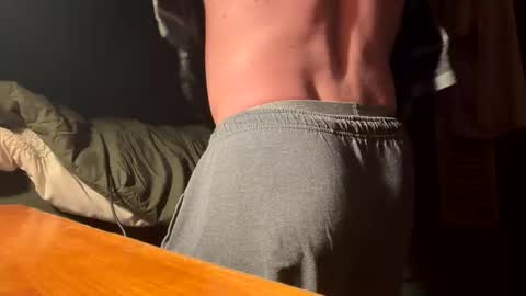 johnjacob1112 online show from February 2026 02:52:02 AM