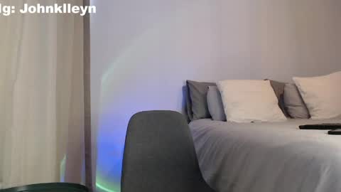 john online show from April 2026 06:25:02 PM