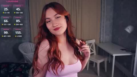 Snapshot of johnnietantum chatting on November 2025 06:43:02 PM Rocio online show from November 2025 06:43:02 PM