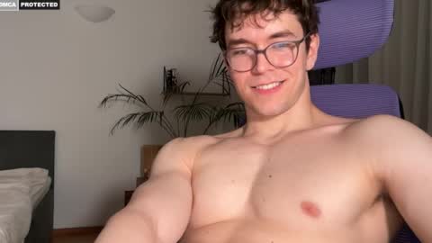 Snapshot of johnnnyhorny chatting on May 2026 09:21:02 PM Johnny online show from May 2026 09:21:02 PM