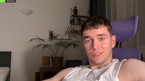 Snapshot of johnnnyhorny chatting on June 2026 06:32:02 PM Johnny online show from June 2026 06:32:02 PM
