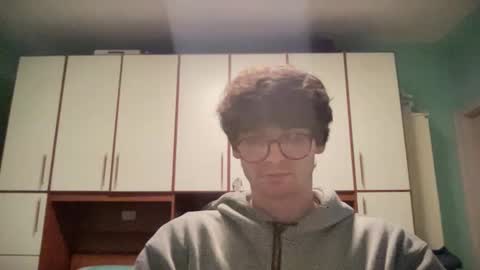 Johnny online show from December 2025 04:01:02 PM