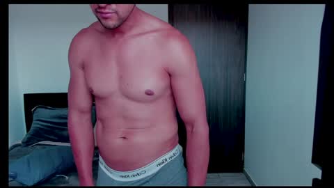 Johnny online show from December 2024 07:11:02 PM