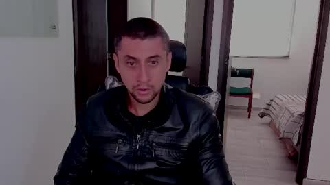 Snapshot of johnny_seens1 chatting on June 2026 03:03:01 PM Johnny online show from June 2026 03:03:01 PM