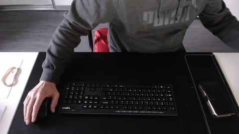 Johnny Walker13 online show from December 2024 11:43:01 AM