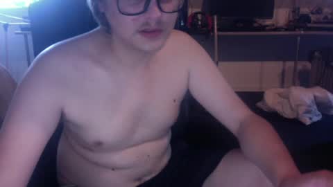 Snapshot of johnnygte chatting on July 2026 06:13:01 PM johnnygte online show from July 2026 06:13:01 PM