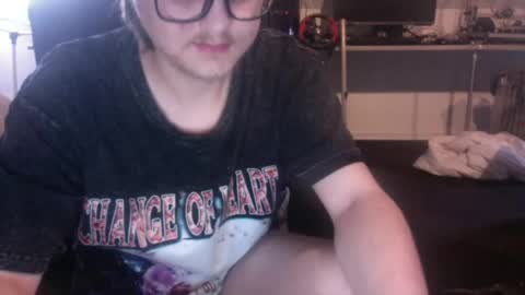 Snapshot of johnnygte chatting on July 2026 06:44:01 PM johnnygte online show from July 2026 06:44:01 PM