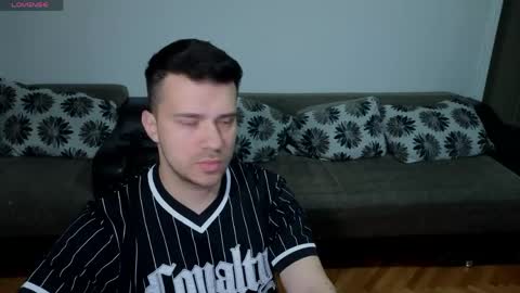 Johnny online show from April 2026 05:16:02 PM