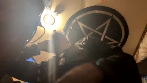 johnnyshung1 online show from March 2026 12:00:01 PM