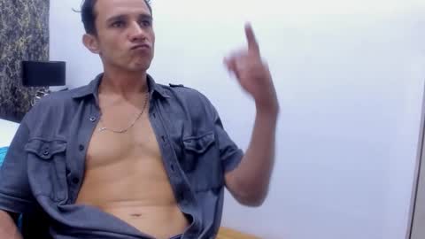 Snapshot of johnwickk_1 chatting on February 2026 05:54:01 PM JohnWickk 1 online show from February 2026 05:54:01 PM