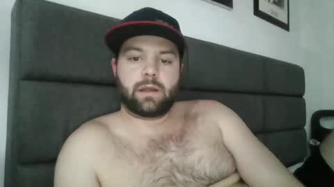 johny28287 online show from October 2025 05:25:01 PM