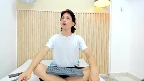 Snapshot of johss_shane chatting on November 2025 12:27:02 PM JOHSS online show from November 2025 12:27:02 PM