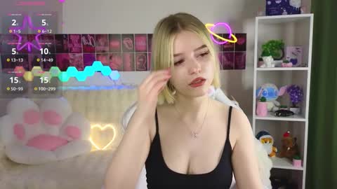 Paula online show from February 2025 09:03:02 PM