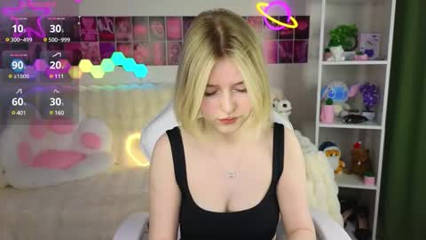 Paula online show from February 2025 12:30:01 AM