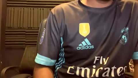 jojoseph2331 online show from April 2026 06:49:02 AM