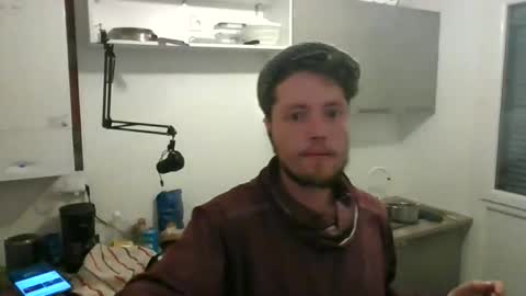 boss online show from November 2025 10:34:02 PM