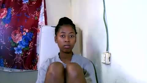 joliekah27 online show from January 2025 08:51:02 AM