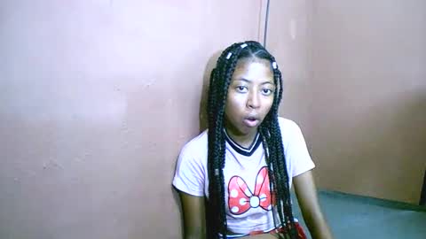 joliekah27 online show from February 2025 03:19:01 PM