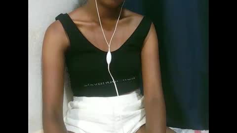 joliekah27 online show from February 2026 08:21:01 PM