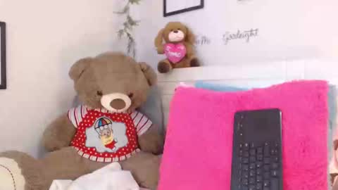 Joliet online show from April 2026 02:27:02 AM