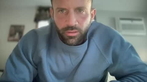 Snapshot of jonariesxxx chatting on February 2026 08:51:02 PM Jon Aries online show from February 2026 08:51:02 PM