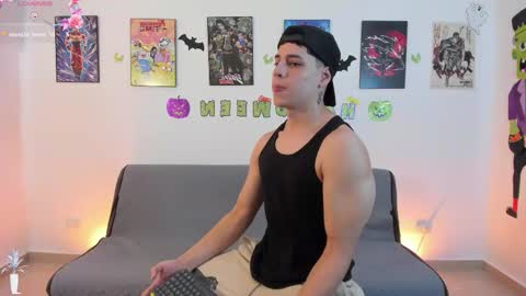 Instagram jonathanfit14 online show from October 2025 08:49:02 PM