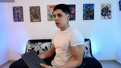 Snapshot of jonathanjoestar_ chatting on April 2026 11:21:01 PM Instagram jonathanfit14 online show from April 2026 11:21:01 PM