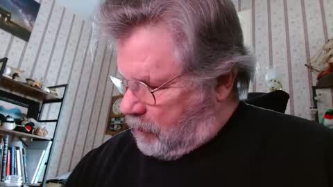 joncpics online show from December 2024 08:07:02 PM