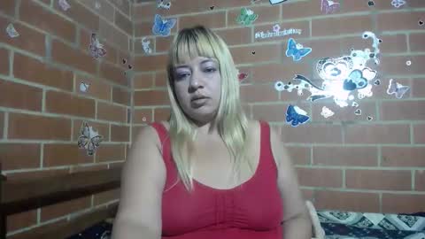 Snapshot of jones_scarlet chatting on October 2025 06:33:01 AM Scarlet online show from October 2025 06:33:01 AM