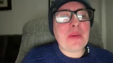 Snapshot of jonnybeeswax7376964133 chatting on March 2026 04:40:01 AM jonnybeeswax7376964133 online show from March 2026 04:40:01 AM