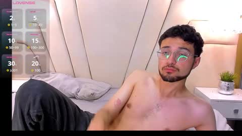 JonnyGreey online show from November 2025 09:35:01 AM