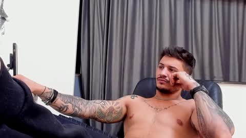 jonnyporn1 online show from January 2025 04:52:02 AM