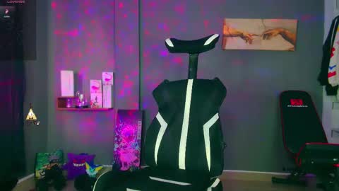 JordanRossie online show from March 2026 12:12:02 PM