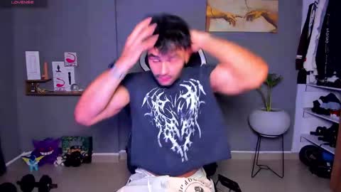 JordanRossie online show from April 2026 10:49:01 PM