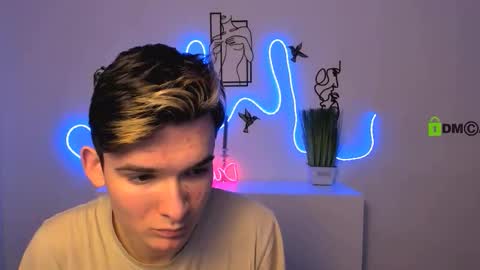 jordi_ser online show from December 2025 07:32:01 PM