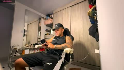 DAVID online show from November 2025 01:39:01 AM