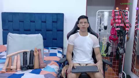Snapshot of jose_rumbero91 chatting on February 2026 01:43:02 AM jose_rumbero91 online show from February 2026 01:43:02 AM